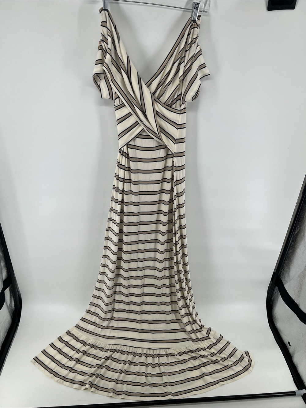 PStriped V-NeckEvening Dress  in Cream/ Black